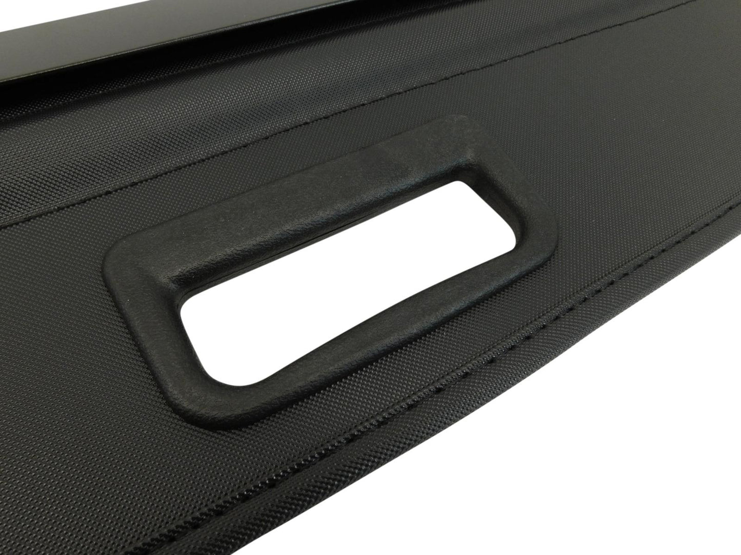 Mercedes B-Class (W245) Black Retractable Parcel Shelf Boot Load Cover 2005-2011