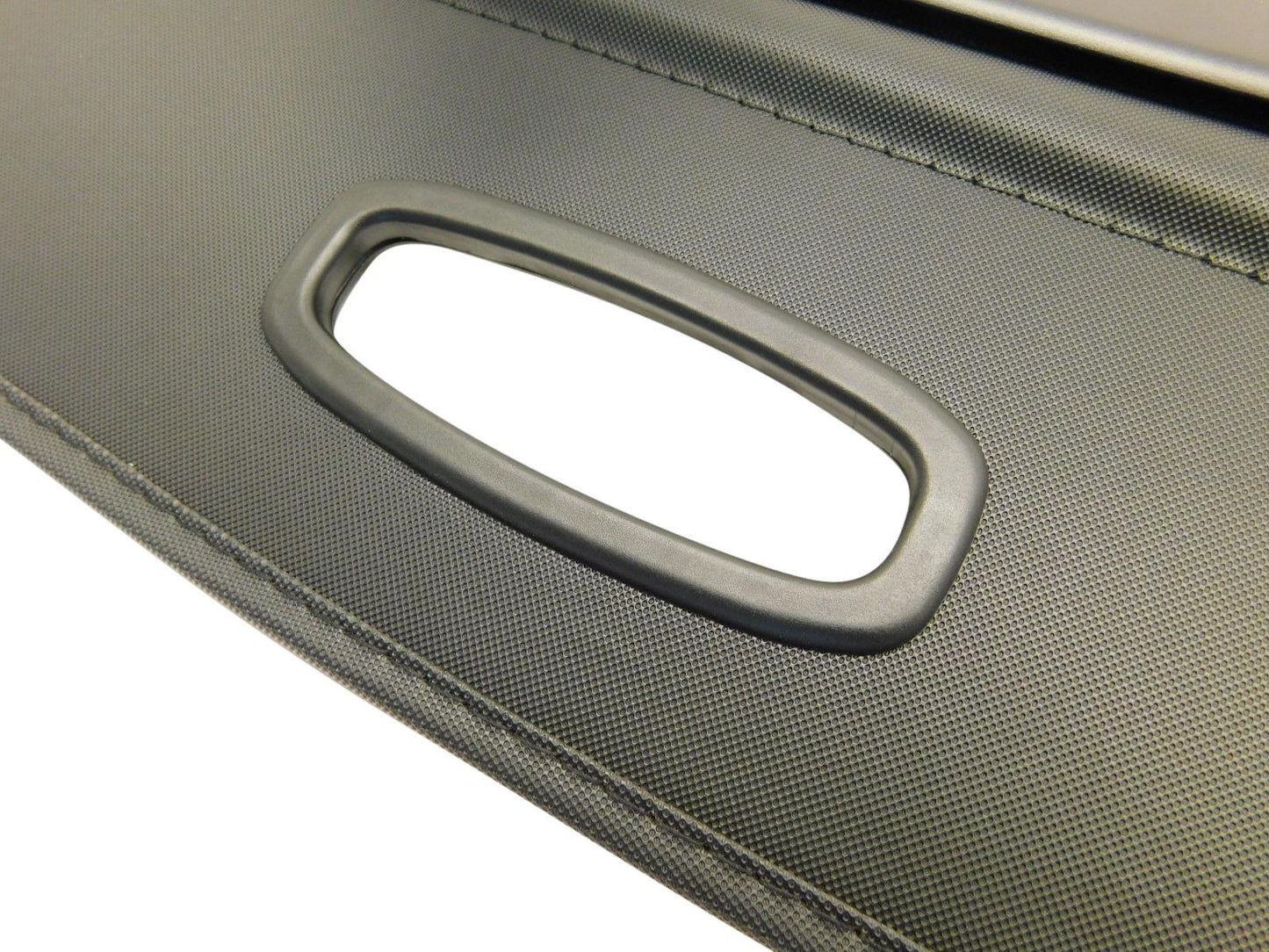 Volvo XC90 (MK1) Black Retractable Parcel Shelf Boot Load Cover 2002-2014